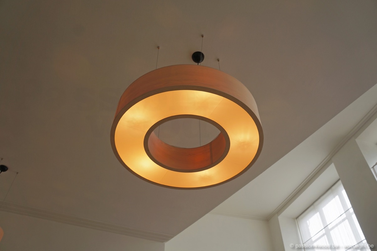Donut Ring hanglamp in esdoorn hout - woodlight.be